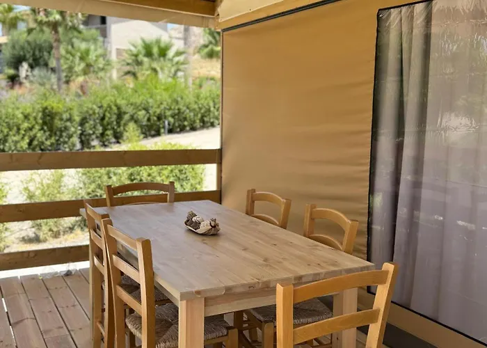 Terreforti Boutique & Glamping 度假村 阿格里真托