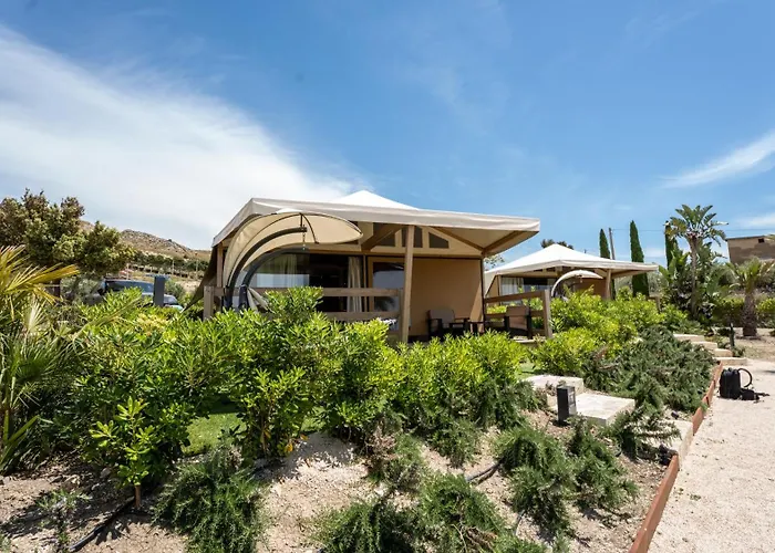 Semesteranläggning (resort) Terreforti Boutique & Glamping